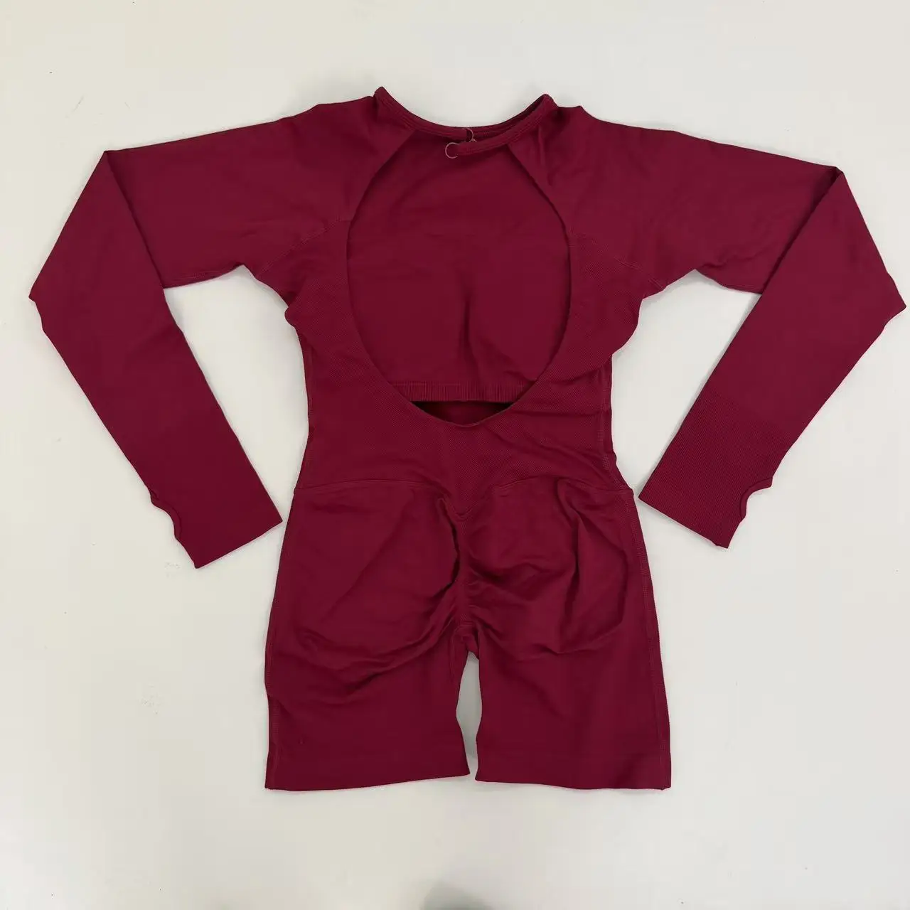 بدلة رياضية نسائية بأكمام طويل - مراجعة Yoga Fitness Jumpsuit وسعره