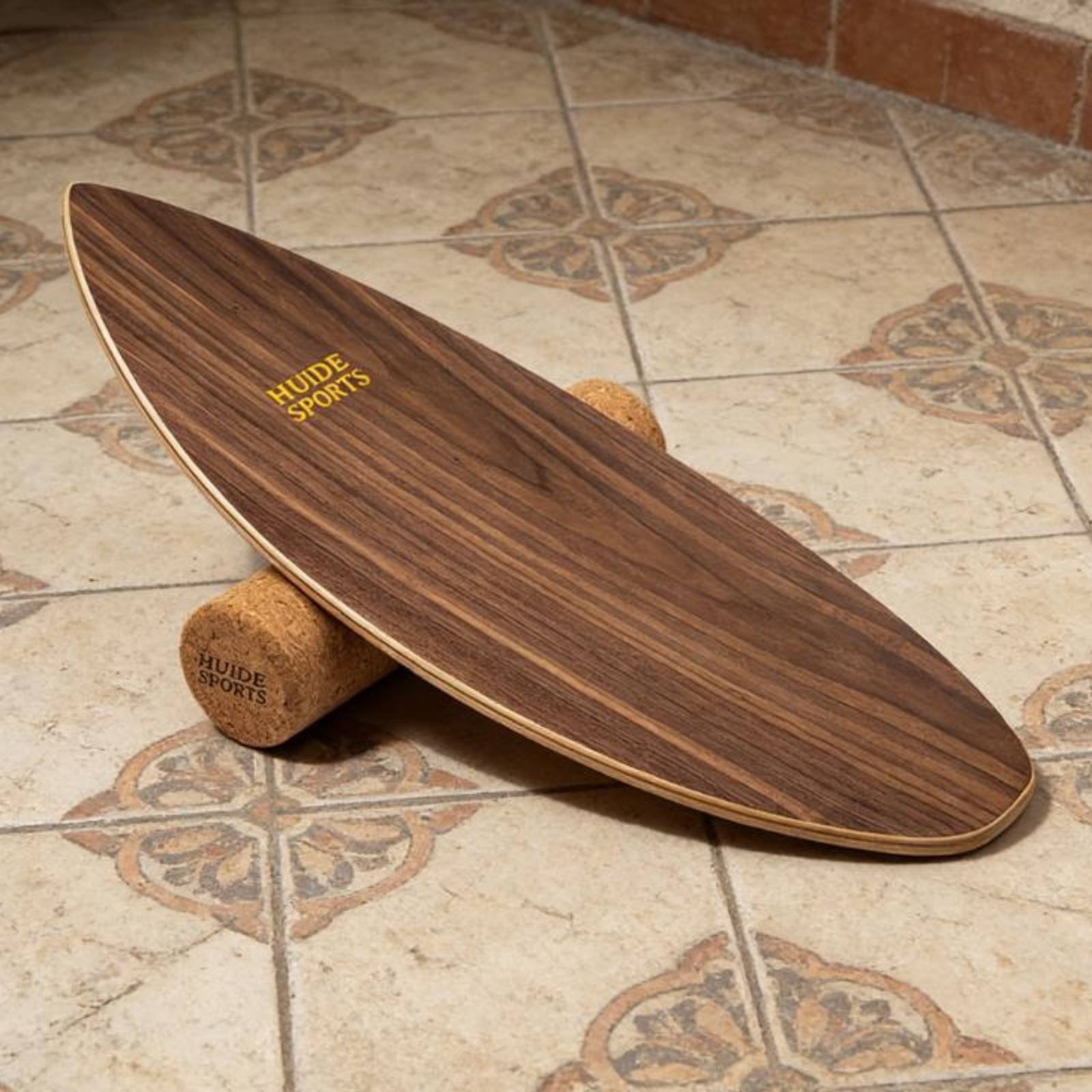 لوح توازن خشبي متين مصنوع من خ - مراجعة Balance Board Fitness وسعره