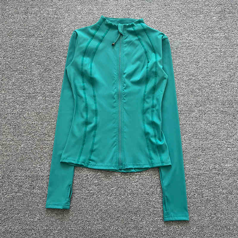 بدلة رياضية بسحاب وياقة واقفة  - مراجعة Yoga Fitness Jacket وسعره